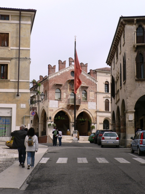 Castello di Soave - Strada principale