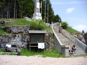 Forte Luserna - Monumento ai caduti