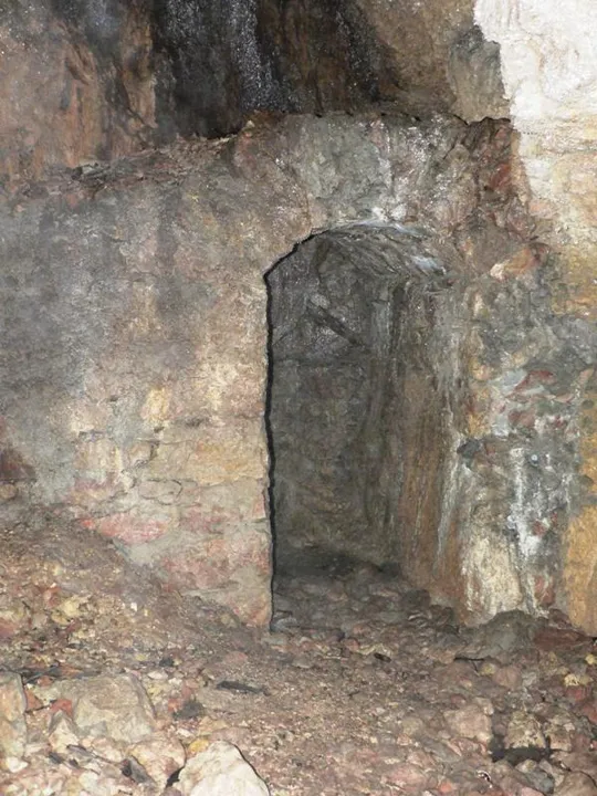 Grotta dell'elefante - Collegamento con il Forte Corbin