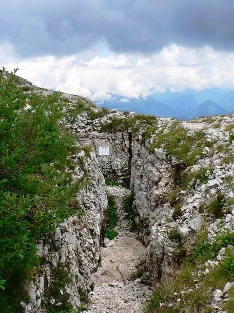 Monte Ortigara - trincea