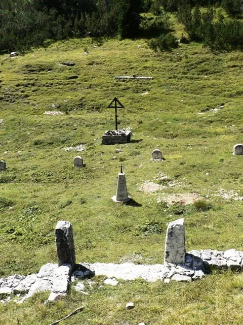 Selletta Caviglia - cimitero Italiano