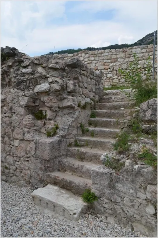 Castel Nomi