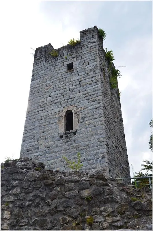 La torre di Castel Restor