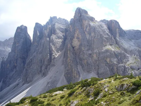 Locatelli - Il gruppo di Cima Una - Crode Fiscaline visto dall'Alpe dei Piani